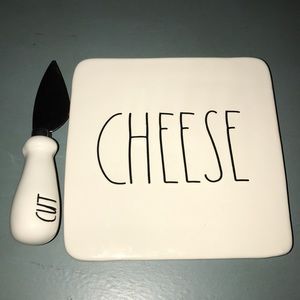 Rae Dunn cheese/Cut